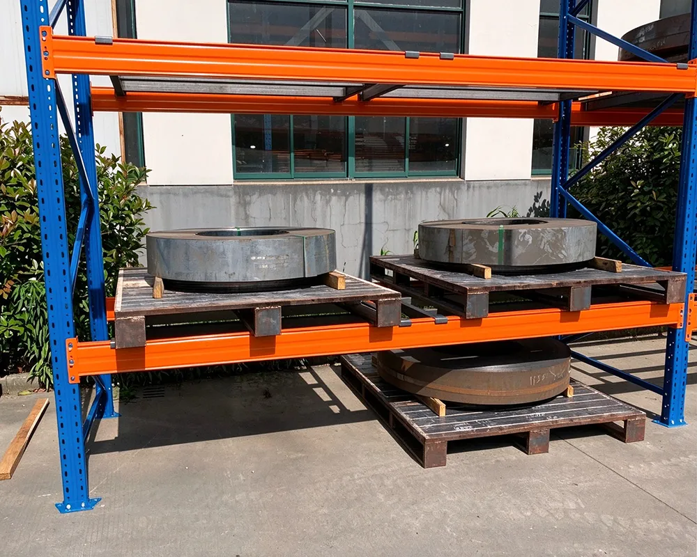 Warehouse racking load-bearing test to ensure safety and structural integrity